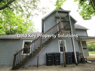 Cute 1 BR 1 BA Upstairs Apartment with Water and Sewer Included! NO PETS. (SECTION 8 APPROVED)
