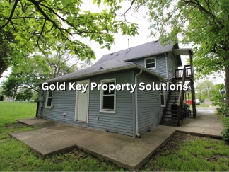 Cute 1 BR 1 BA Upstairs Apartment with Water and Sewer Included! NO PETS. (SECTION 8 APPROVED)