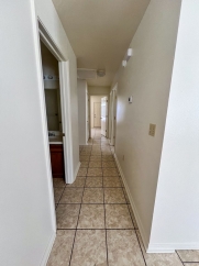 Cozy 3 Bed 2 Bath Duplex!