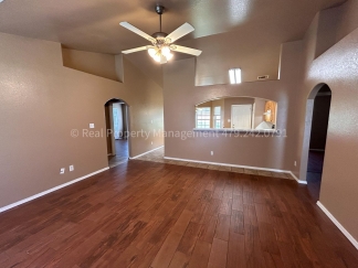 3 Bedroom 2 Bathroom Home Available for Rent in October!