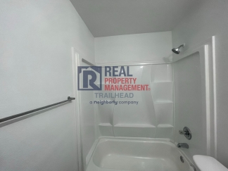 Great Location - 3 Bed/2 Bath - $500 Rent Credit Move In Special