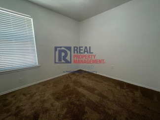 Great Location - 3 Bed/2 Bath - $500 Rent Credit Move In Special