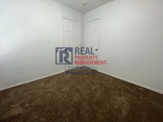 Great Location - 3 Bed/2 Bath - $500 Rent Credit Move In Special