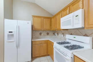 5601 Lomita Verde Circle - Red Team