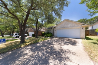 5601 Lomita Verde Circle - Red Team