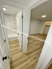 Renovated 1 Bedroom Utilities Included