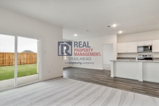 Attractive 4/2 Open Concept Home