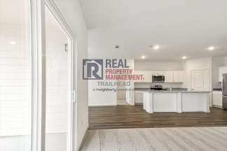 Attractive 4/2 Open Concept Home