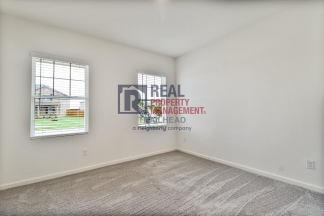 Attractive 4/2 Open Concept Home