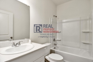 Attractive 4/2 Open Concept Home