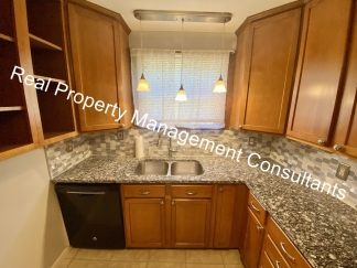 Charming 3-Bedroom Ranch Home in Roeland Park