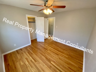 Charming 3-Bedroom Ranch Home in Roeland Park