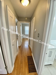 Charming 3-Bedroom Ranch Home in Roeland Park
