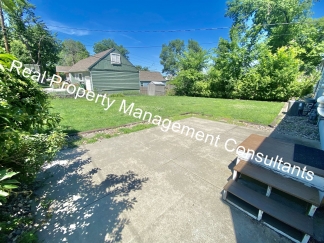 Charming 3-Bedroom Ranch Home in Roeland Park