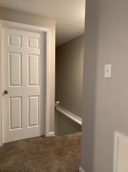 Trendy Renovated Raleigh Townhome In Raleigh, Lawn Care & Crown Oaks Amenities Too!