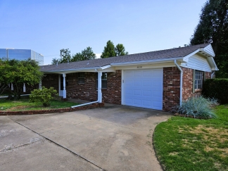 Beautiful 2 Bed 2 Bath Moments Away From Lake Hefner!!!-COMING SOON!