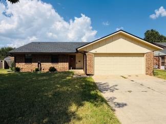 Beautiful home in Mustang! - Must see!- AVAILABLE NOW!