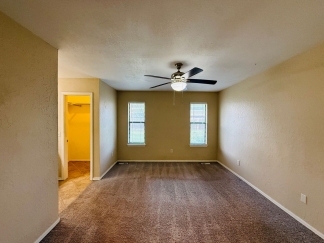 Beautiful home in Mustang! - Must see!- AVAILABLE NOW!