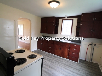 Cozy 2 BR 1 BA House with Washer/Dryer Hookups (SECTION 8 APPROVED)