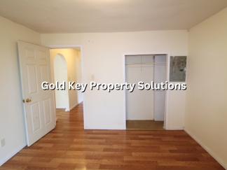 Cozy 2 BR 1 BA House with Washer/Dryer Hookups (SECTION 8 APPROVED)