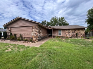 Coming in September - 3 Bed 2 Bath house is desirable neighborhood!