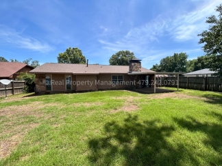 Coming in September - 3 Bed 2 Bath house is desirable neighborhood!