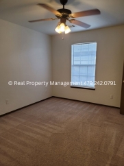 Beautiful Duplex for Rent in Van Buren - **Move In Special**