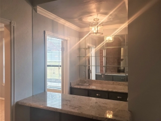 Spectacular 4 bedroom in Pleasant Oaks Communits in highly desired Edmond Okc!
