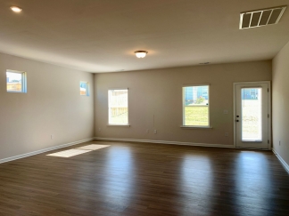 Beautiful Ranch Home in Sanford, Available NOW!