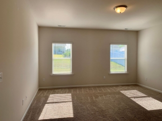 Beautiful Ranch Home in Sanford, Available NOW!