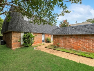 Charming Home in North Arlington