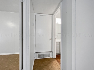 Charming Home in North Arlington