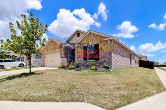 Beautiful 4 Bedroom/2 Bath Open Concept Home