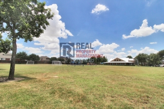 Beautiful 4 Bedroom/2 Bath Open Concept Home