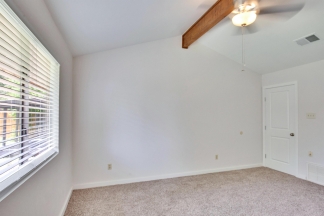 3109 Monument Dr - 2 PETS NO CATS - Red Team