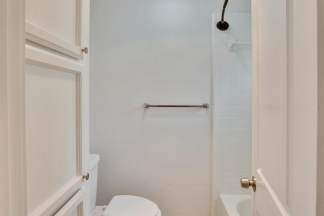 3109 Monument Dr - 2 PETS NO CATS - Red Team