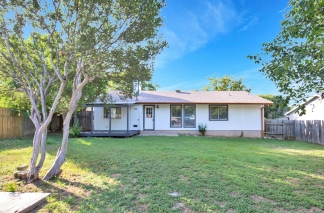 3109 Monument Dr - 2 PETS NO CATS - Red Team