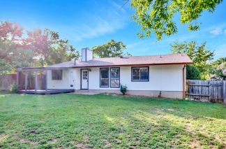 3109 Monument Dr - 2 PETS NO CATS - Red Team