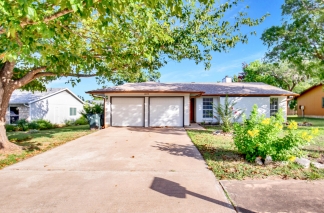 3109 Monument Dr - 2 PETS NO CATS - Red Team