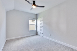 4702 Sea Salt Dr - Red Team