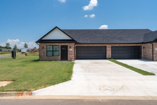 Beautiful New Abbington Subdivision! Schedule a Showing Here at Our Model Unit! $1000 MOVE IN SPECIAL