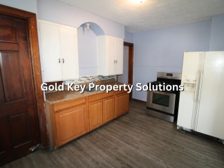 Updated 1 BR 1 BA Duplex Next to Convenience Store NO PETS (SECTION 8 APPROVED)