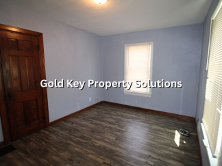 Updated 1 BR 1 BA Duplex Next to Convenience Store NO PETS (SECTION 8 APPROVED)