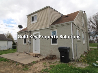 Updated 1 BR 1 BA Upstairs Apartment with ALL UTILITIES INCLUDED! (NO SECTION 8)