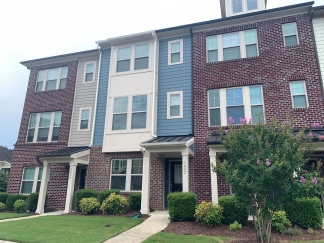 PRIME LOCATION, 3 Bedrooms Suites Apex TH Near HWY, Schools, Shops and Community Amenities!