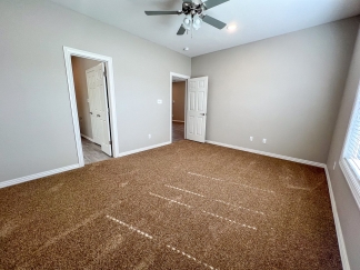 Beautiful 3 Bedroom/2 Bathroom Townhome in Chaffee Crossing **First Full Month's Rent FREE**