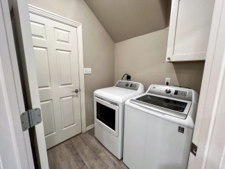 Beautiful 3 Bedroom/2 Bathroom Townhome in Chaffee Crossing **First Full Month's Rent FREE**