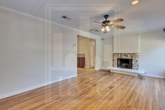 4815 Woodview Avenue - P1978 - Blue Team