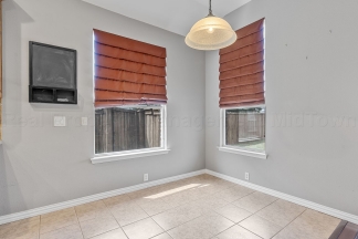 Stunning 1 story home in sought-after Mira Lagos