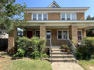 Charming 2 bedroom, 1 bathroom duplex located in the heart of Oklahoma City